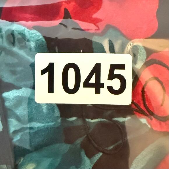 Victoria’s Secret Shirt Women’s Size L Red Gold Label Vintage Polyester Floral - Picture 6 of 6